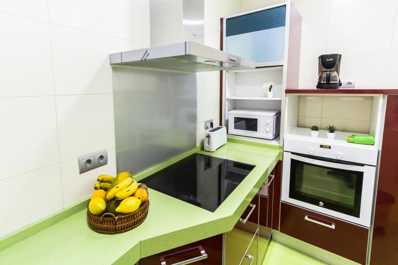 Simplyhosted Isabel La Catolica Apartment